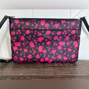 EUC Coach East/West Leather Crossbody Bag in Prairie Calico Print